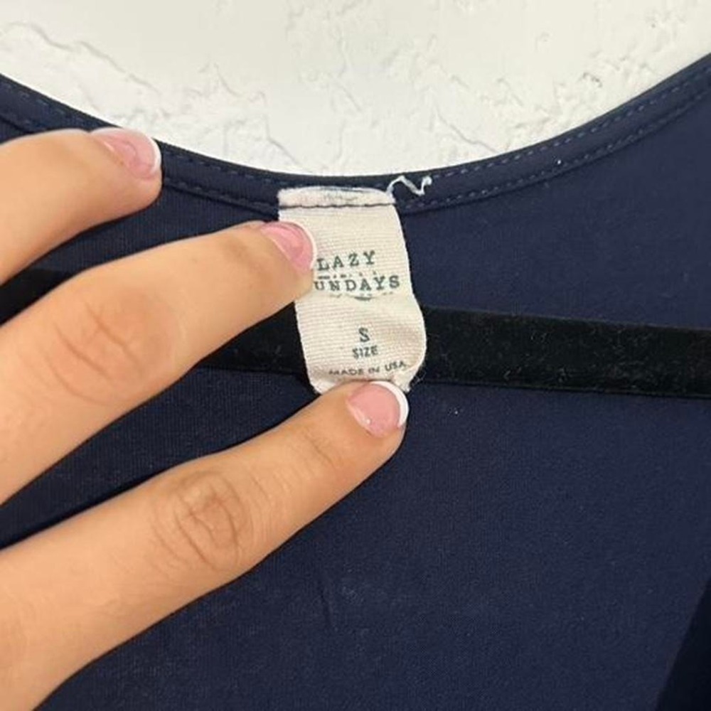 Lazy Sunday's Body con Anthropologie Navy Twist Front Cut out Dress - Picture 3 of 3